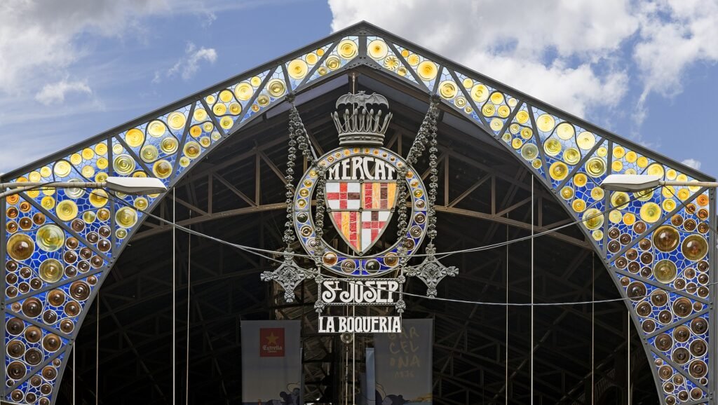 Barcelona - Mercat de Sant Josep (la Boqueria) - Entrance Mercat de la Boqueria – Ce să vizitezi în Barcelona